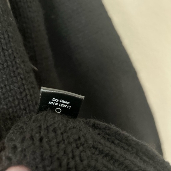 NWT Jenni Kayne Cashmere Kate V-Neck Black XSmall/Small - Picture 7 of 9